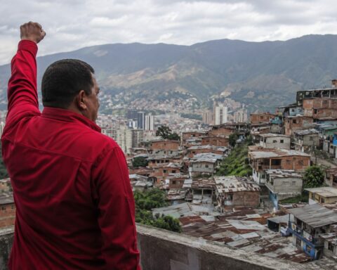Caracas: Chávez's Secret Fan Club