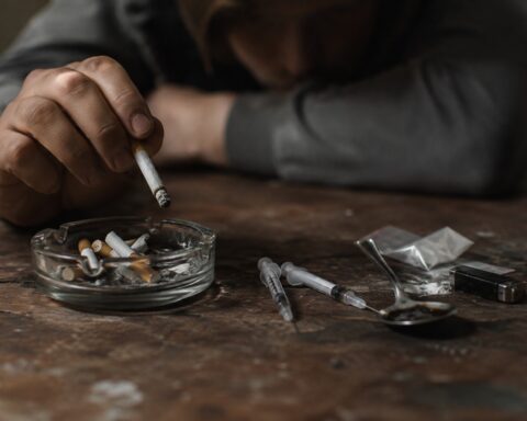 ONLINE ONLY: What's the Difference Between Heroin and Cigarettes?