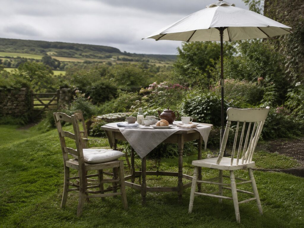 Master of the Glories of the English Country Garden