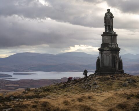 Mutinous Talk In The Highlands